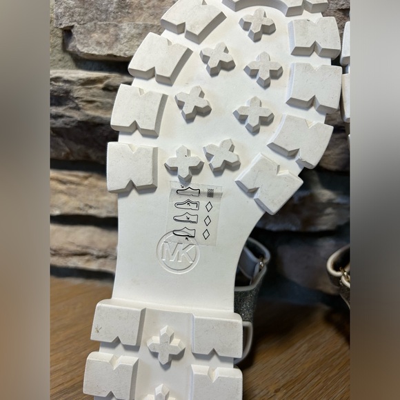 Size 7.5 Michael Kors strap on chunky platform sandals - Picture 11 of 12